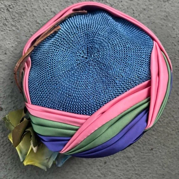 Vintage Hat 🩵 - Picture 2 of 4